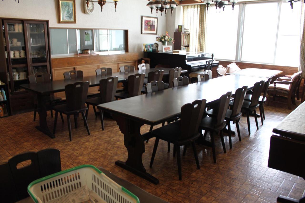 Cafe Cerisier栖里時絵 Hotel Myoko Buitenkant foto
