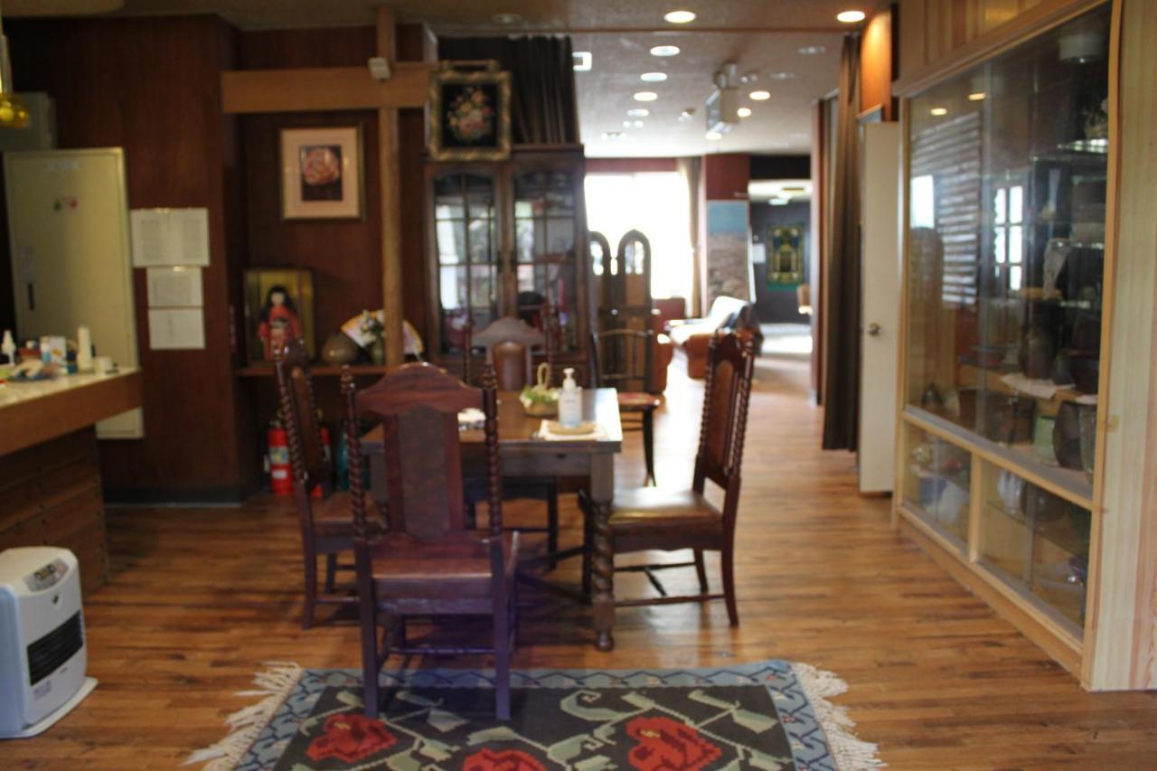 Cafe Cerisier栖里時絵 Hotel Myoko Buitenkant foto